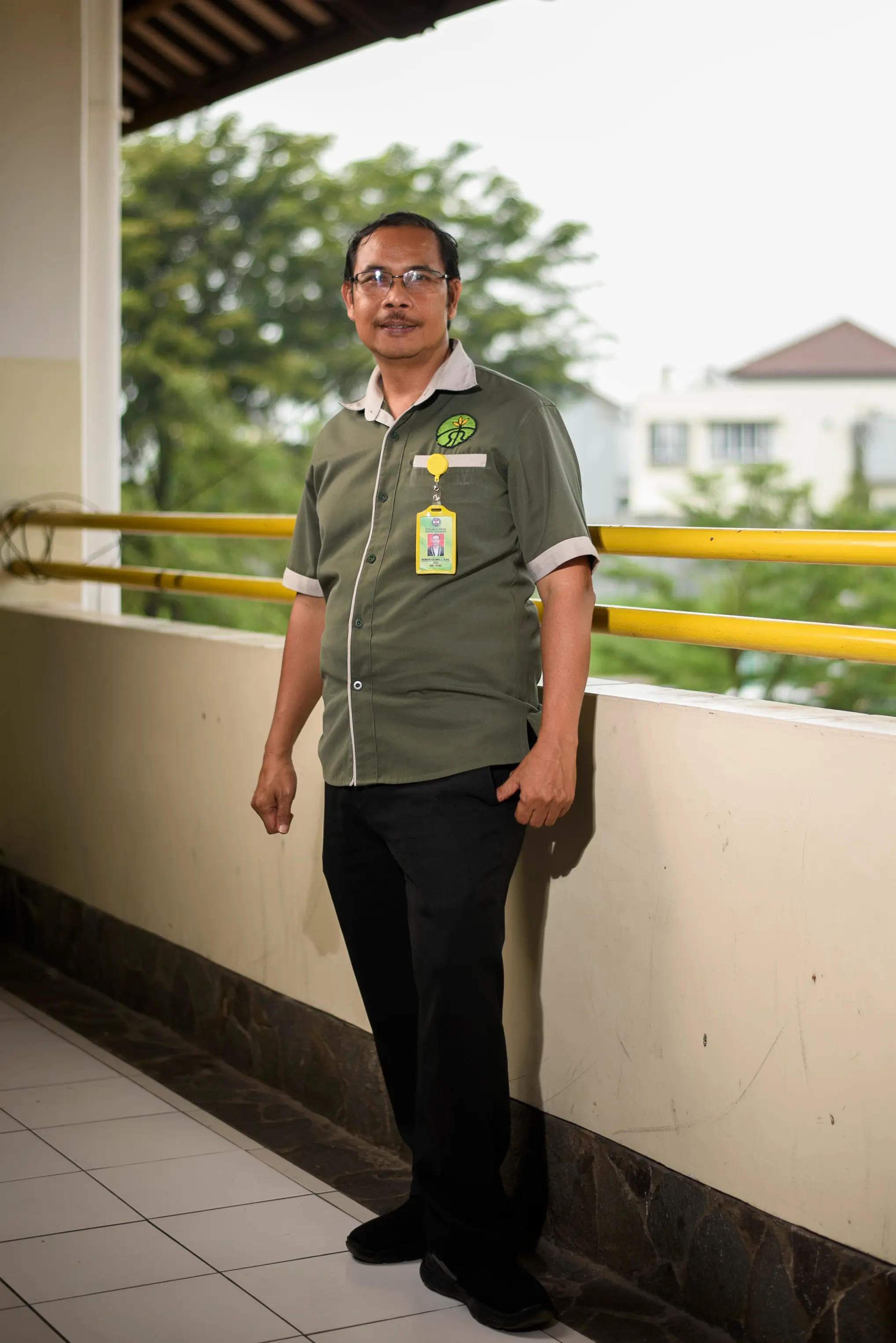 Robertus Iwa J., S.Pd